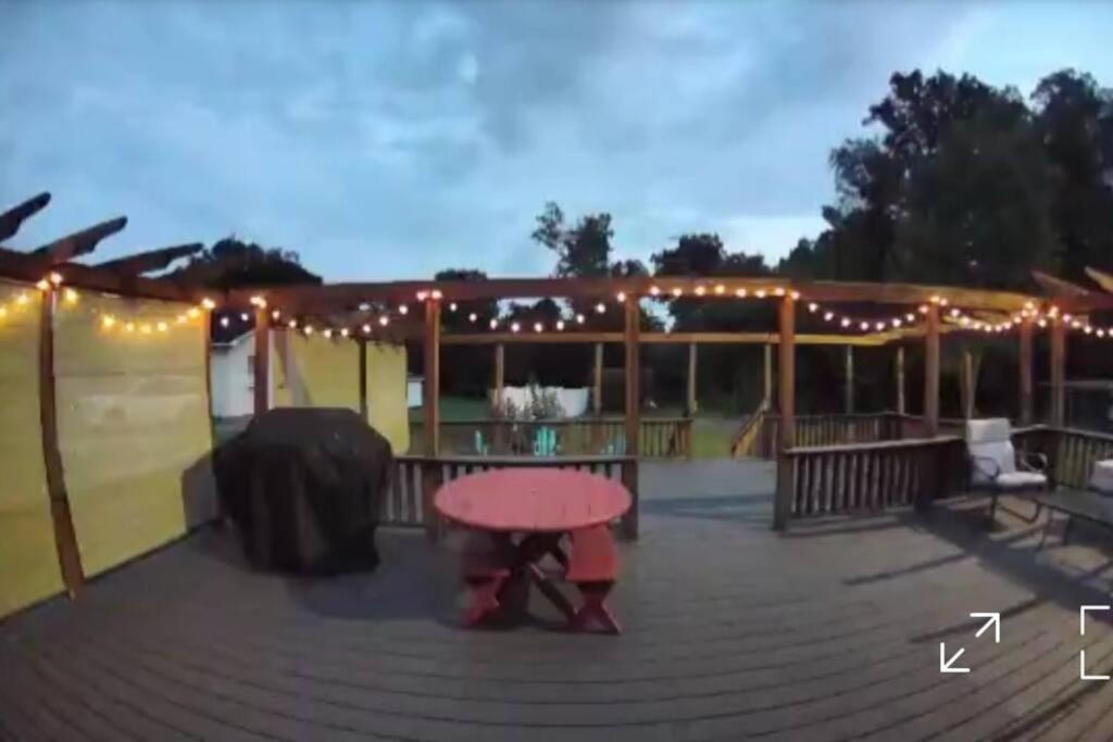 Charming Cottage In Morganton With Ample Parking Exterior photo