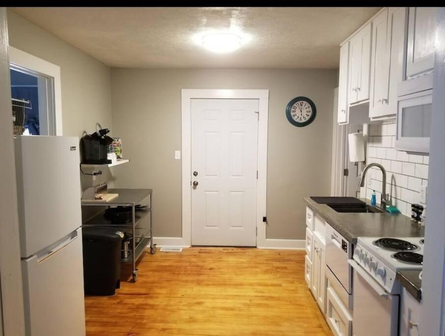 Charming Cottage In Morganton With Ample Parking Exterior photo